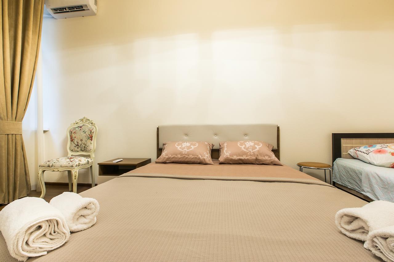 Sweet Home Vip 5 At Freedom Square Тбилиси Экстерьер фото