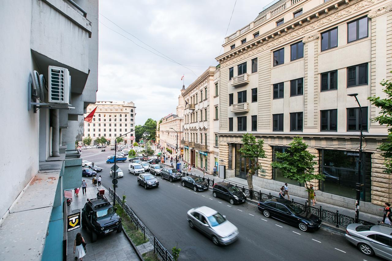 Sweet Home Vip 5 At Freedom Square Тбилиси Экстерьер фото