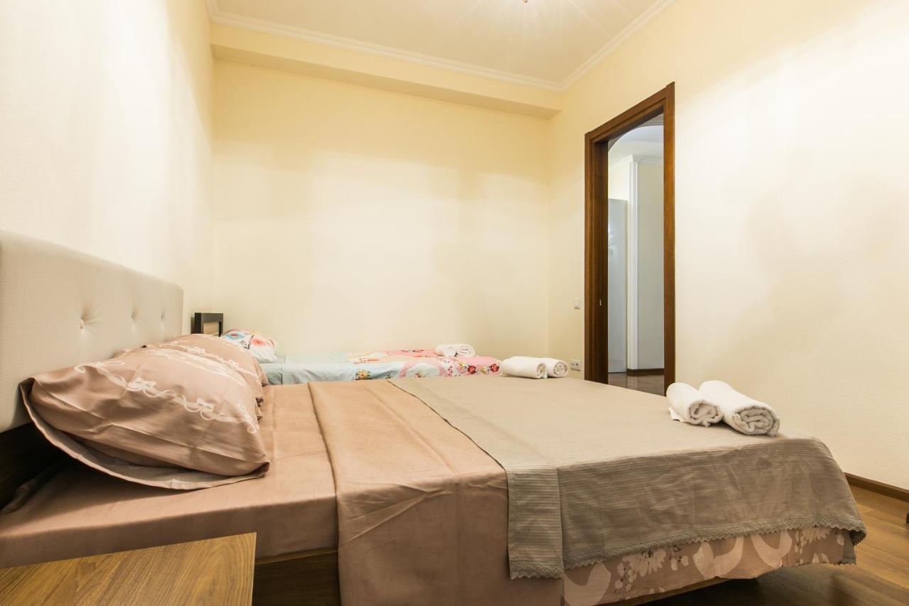 Sweet Home Vip 5 At Freedom Square Тбилиси Экстерьер фото